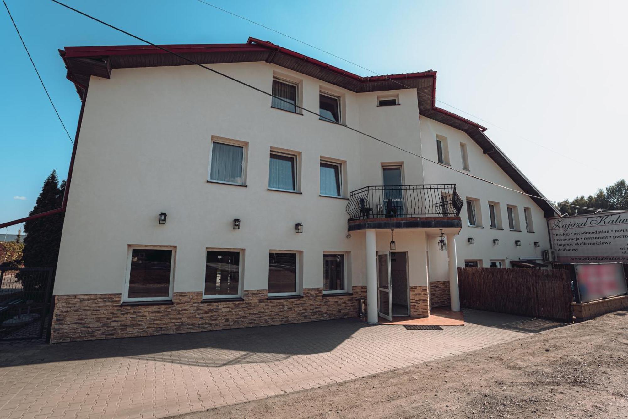 Zajazd Kalwados Radzymin Exterior foto